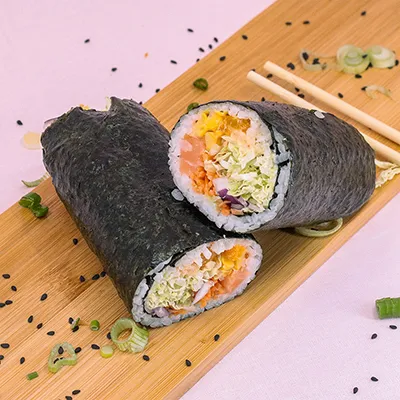 Salmon Sushi Roll
