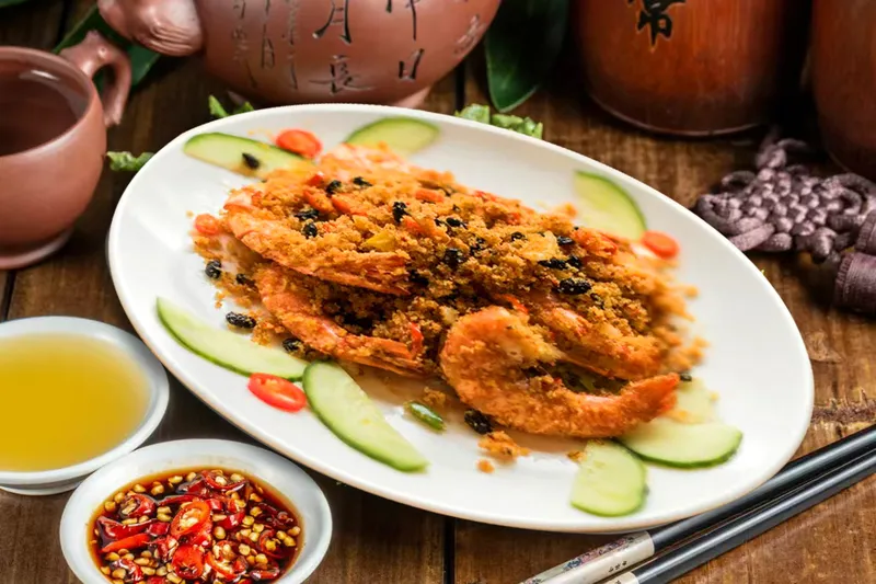 941.GAMBAS SAUTEES FACON BI FENG TANG