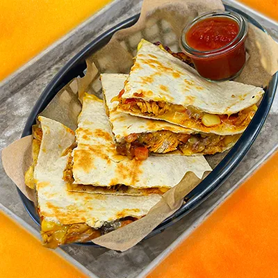 Pollo Quesadillas