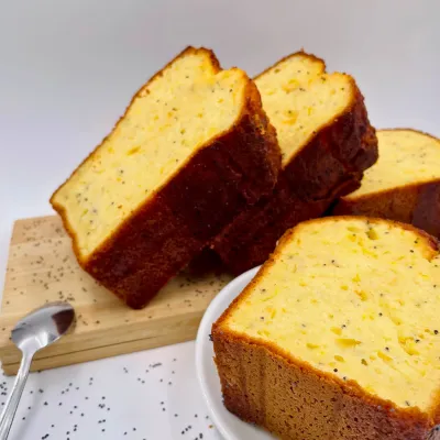 CAKE À L’ORANGE & PAVOT 