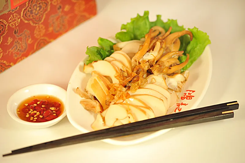 921.SEICHE A LA SAUCE SOJA