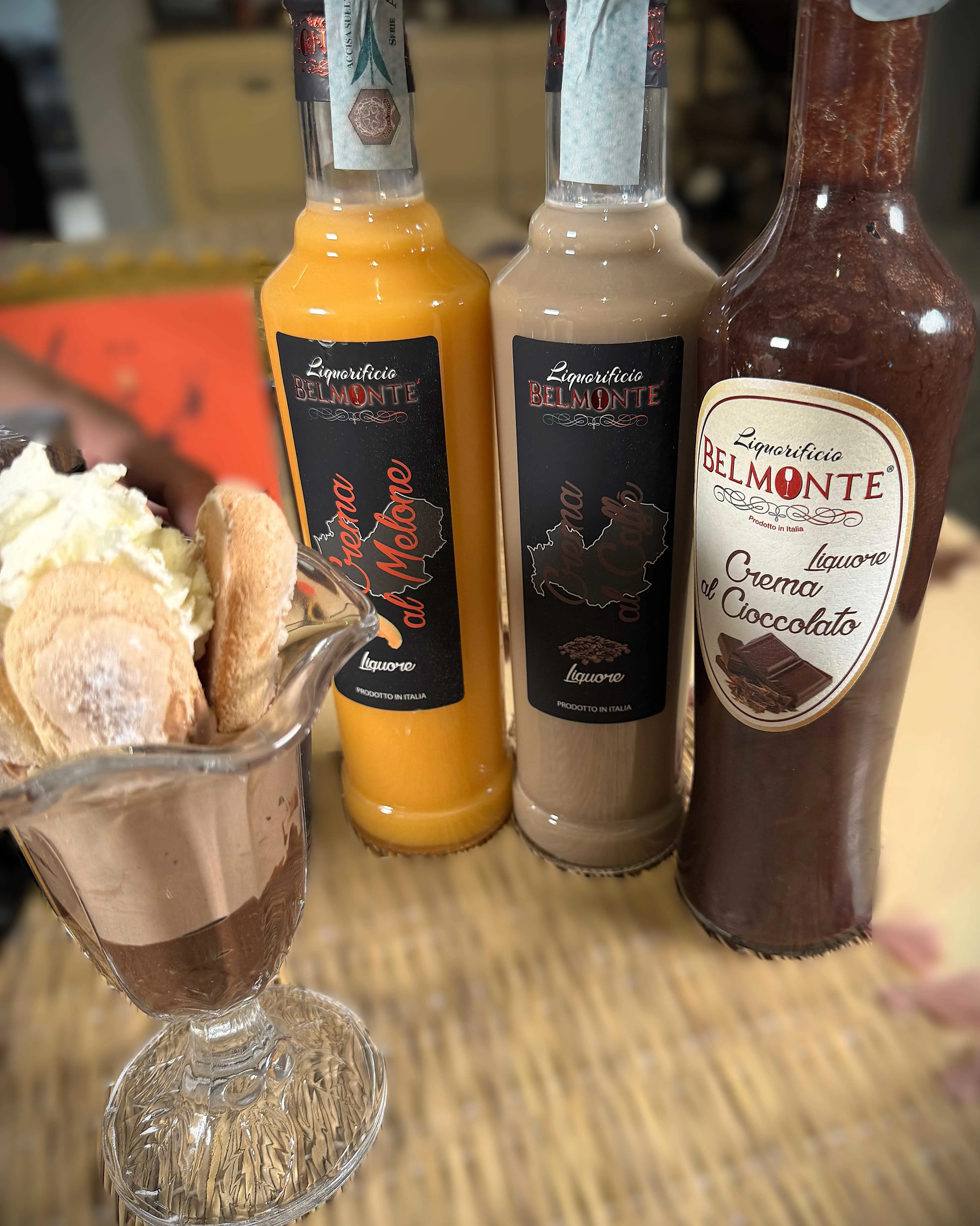 Mousse au chocolat légère nappage avec alcool