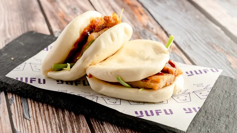 A17 ROASTED PORK BELLY STEAMED BAO (2PCS)