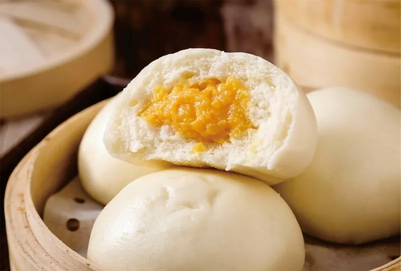 806.BRIOCHES FARCIES A LA CREME PARFUMEE