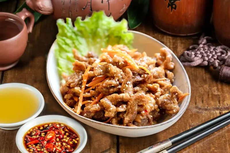 791.RIZ BOEUF CROUSTILLANT AU SESAME