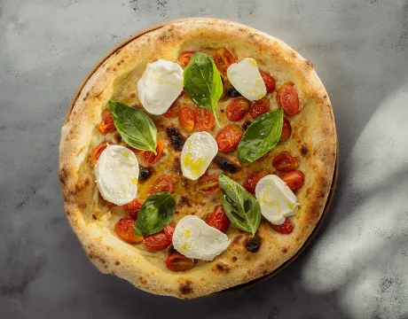 Pizza-Focaccia Caprese