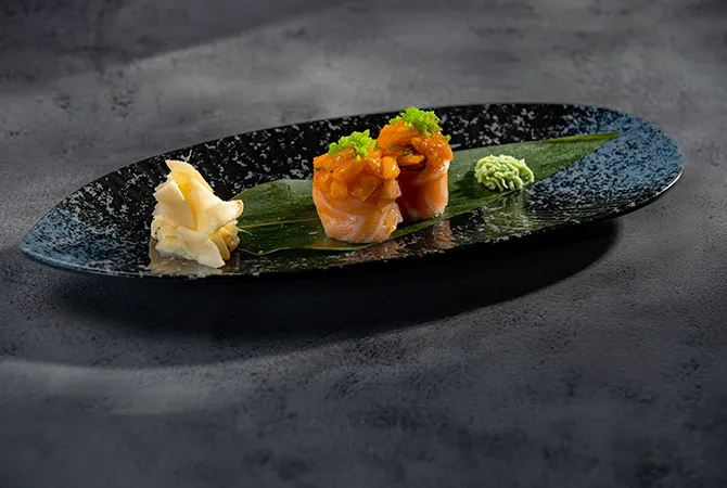 Starter-Salmon Gunkan