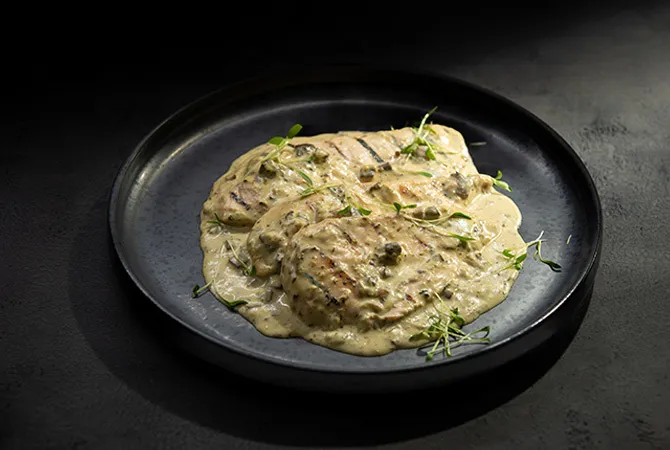 Main-Chicken Breast Mushroom & Pesto