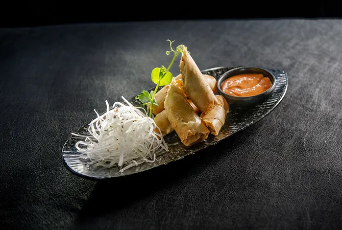 Starter-Seasonal Vegetable Spring Rolls (V)