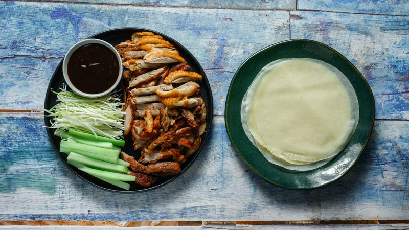 D02 AROMATIC CRISPY DUCK