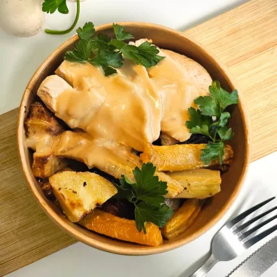 POULET GRAND MÈRE  & POMMES DE TERRE, CAROTTES 