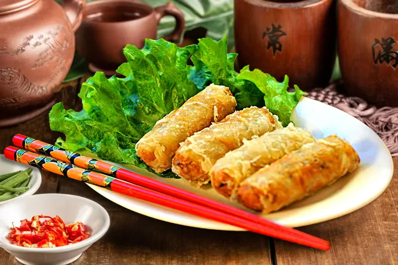 23.NEMS ROULEAUX AU POULET