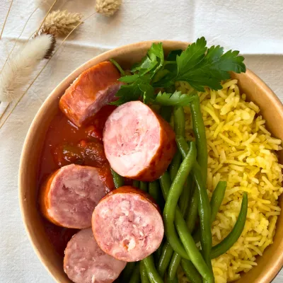 MIJOTÉ IBÉRIQUE AUX SAUCISSES FUMÉES & HARICOTS VERTS / RIZ SAFRANÉ 