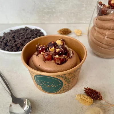 MOUSSE AU CHOCOLAT NOIR ET NOISETTE CARAMÉLISÉE 