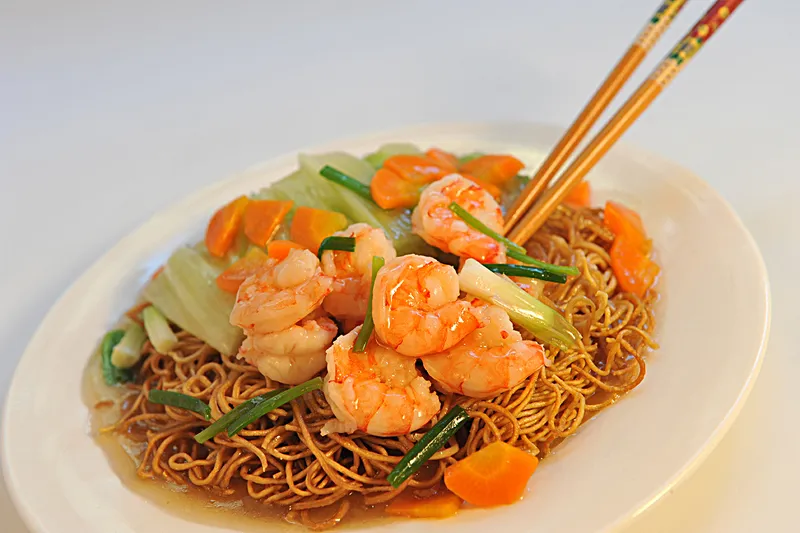 994. NOUILLES CROUSTILLANTES AUX CREVETTES