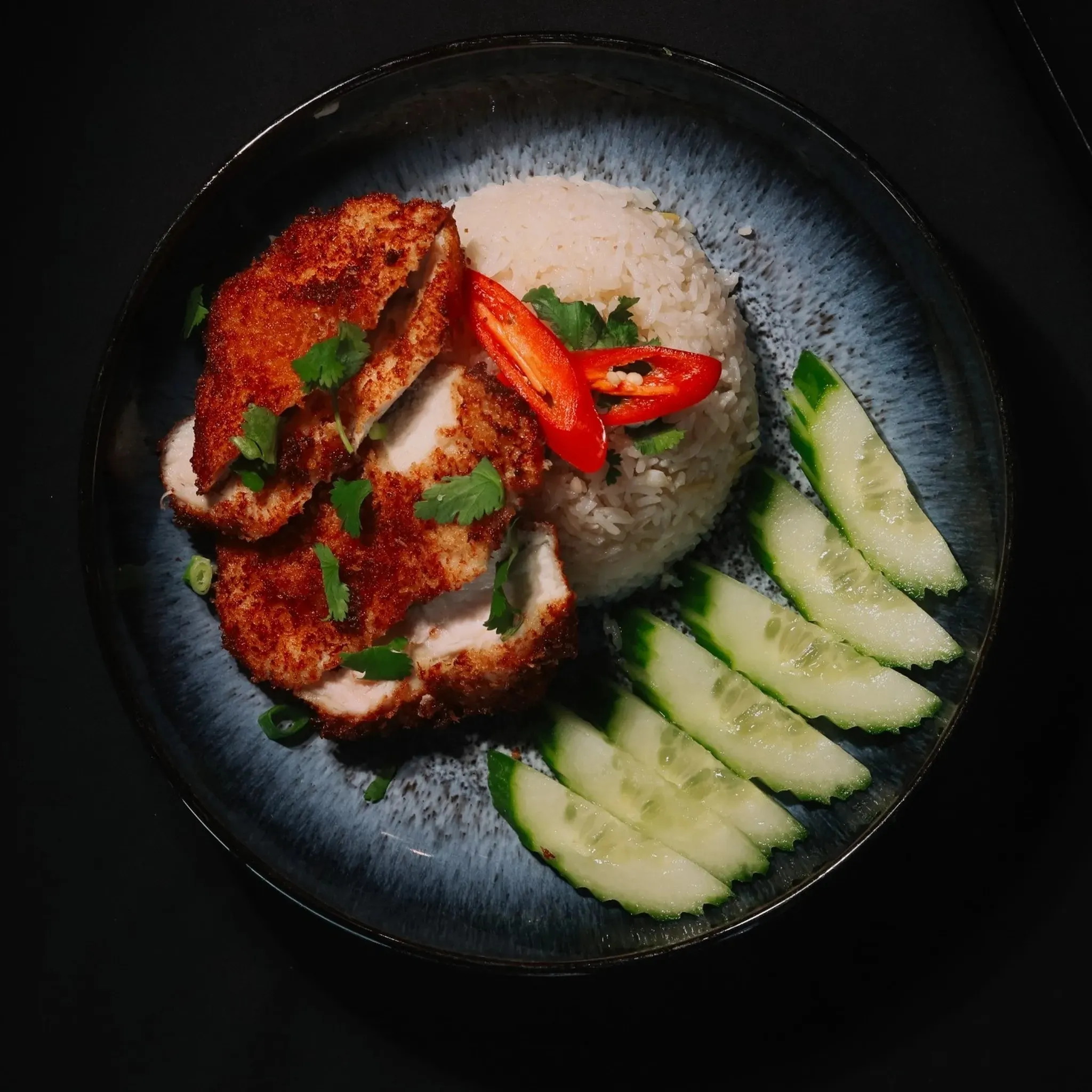 Crispy Chicken with Spicy fresh Ginger and Chile Sauce