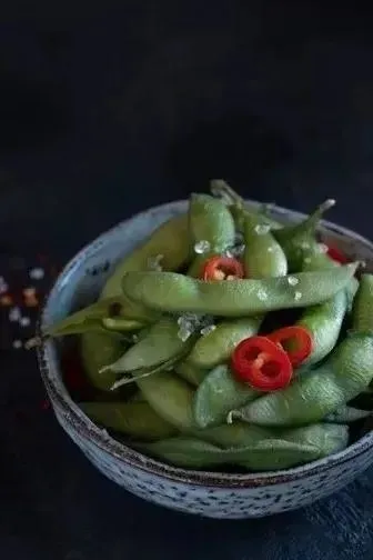 Edamame with Rock Salt