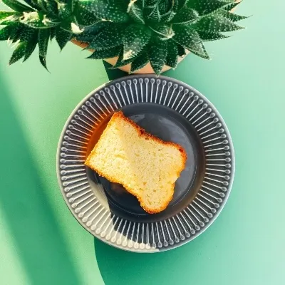 CAKE POMME MIEL & NOIX 