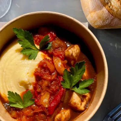 DAUBE D’ENCORNET & POLENTA ET PIPERADE 