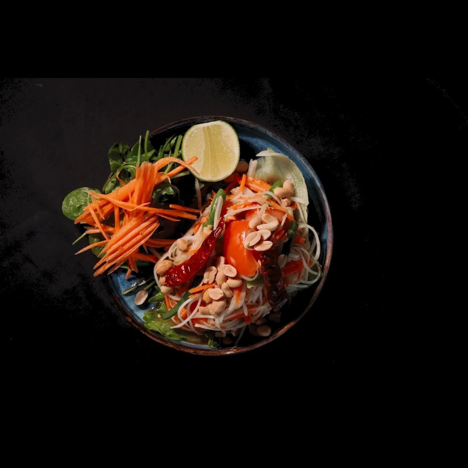 Spicy Papaya Salad (Som Tam)