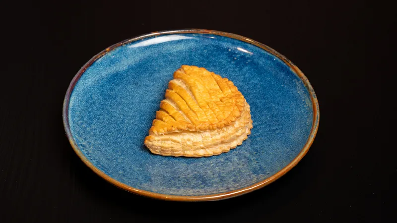 Counter-Apple Turnover