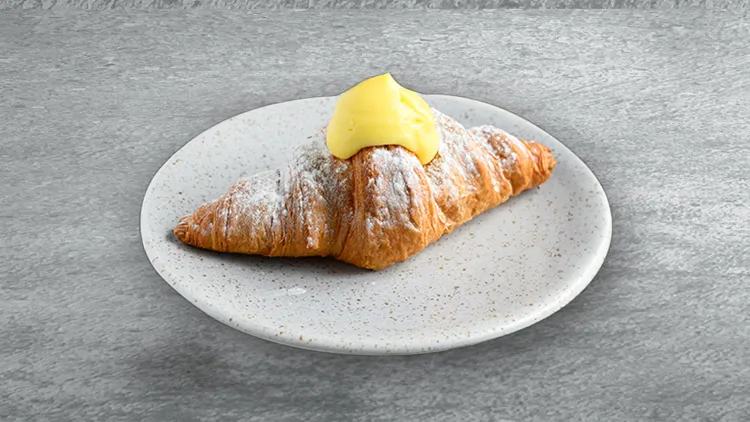 Counter-Cream Croissant