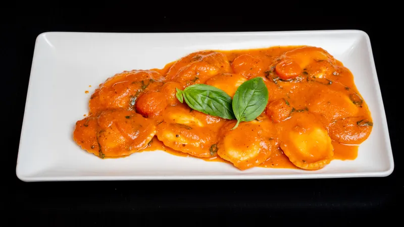 Pasta-Traditional Ricotta Ravioli-