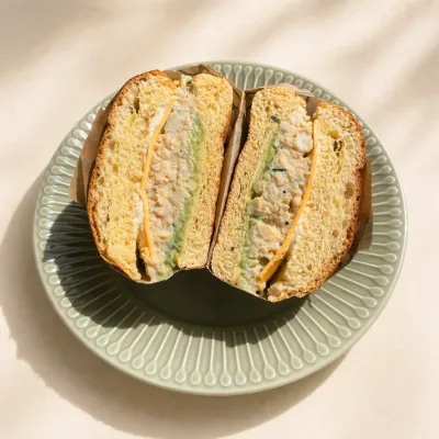 BUN BREAKFAST TOASTE