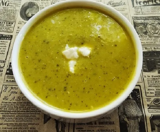 Soupe du jour : Courgettes, petits pois, Feta