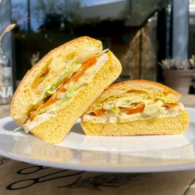BUN DELI CHICKEN 