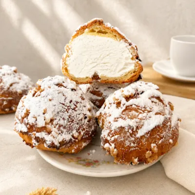 CHOUQUETTE GARNIE