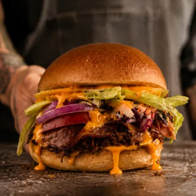 BURGER BŒUF SIGNATURE  & POTATOES