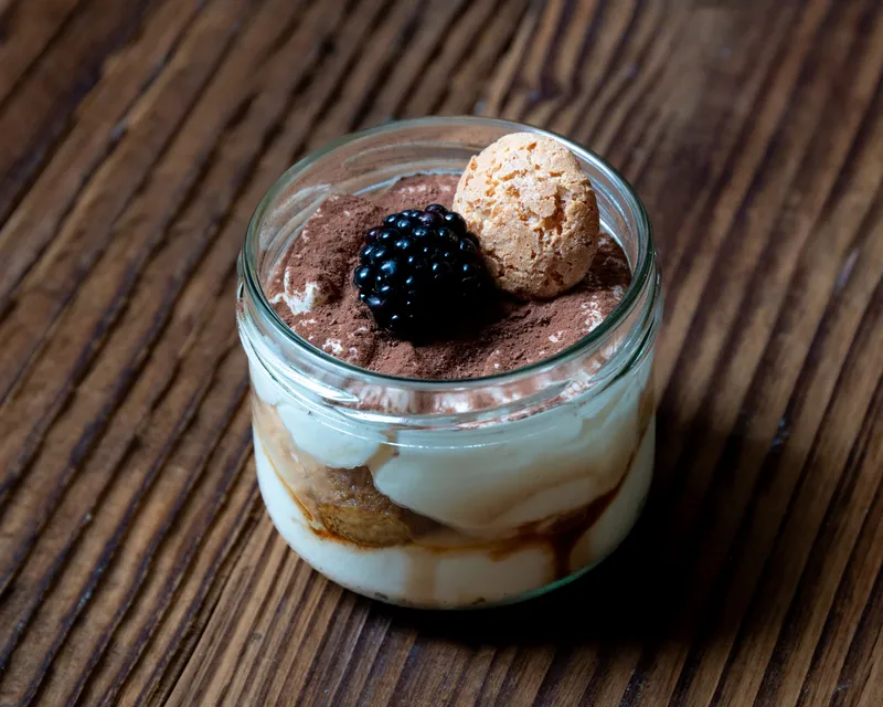 Tiramisu café