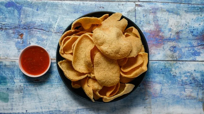 A01 - Thai Prawn Crackers