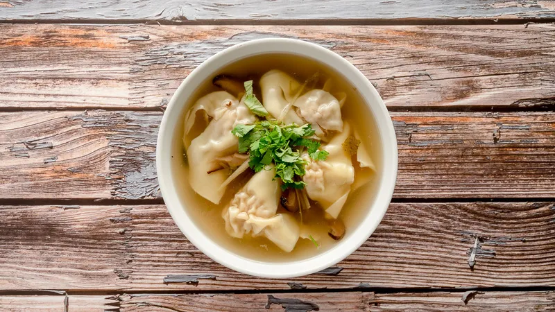 S02 WONTON SOUP