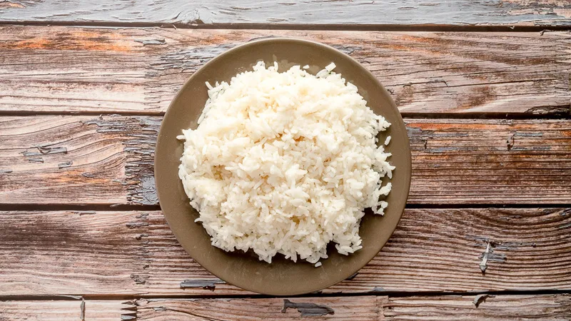 R01 STEAMED JASMINE RICE