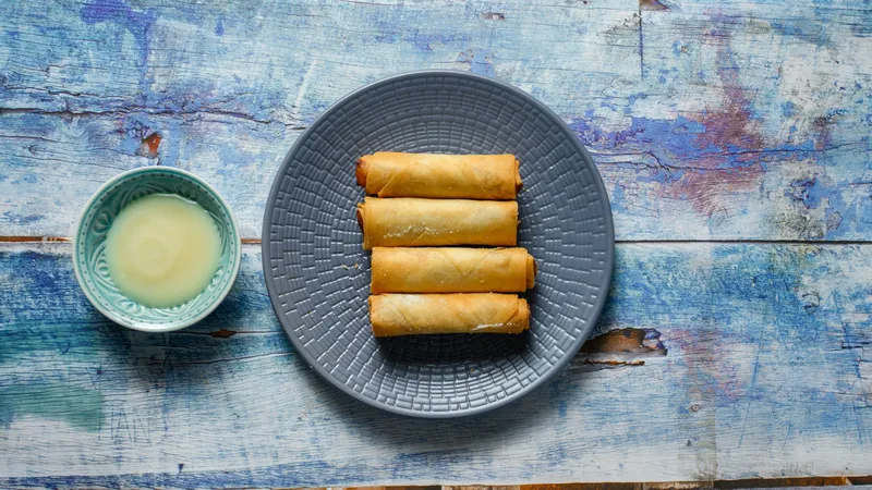 Apple Pie Spring Rolls