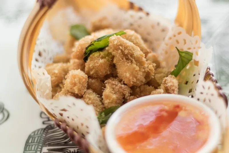 809.POULET CROUSTILLANT AU SEL