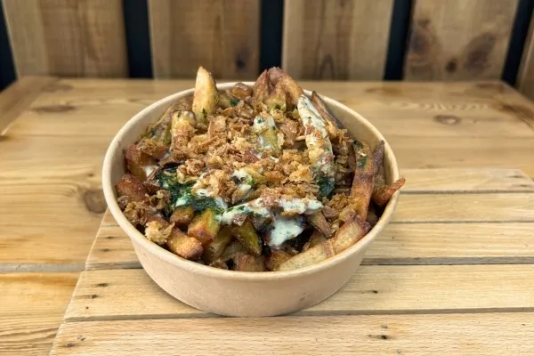 POUTINE L'INCONTOURNABLE